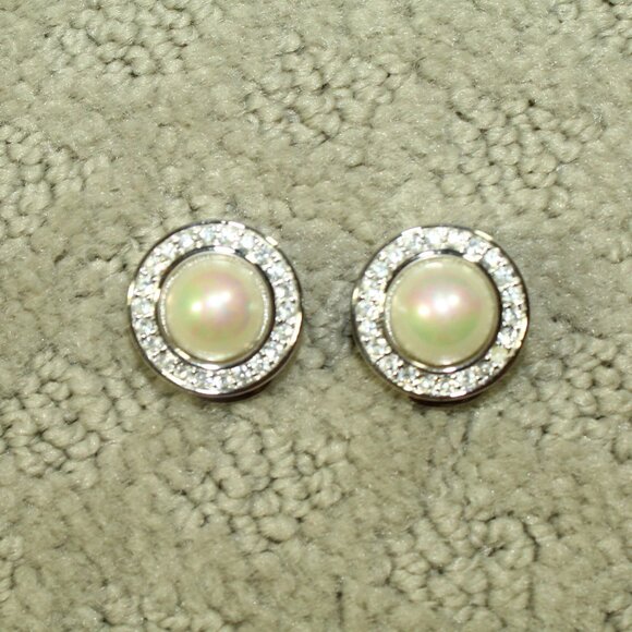 VTG Christian Dior Faux Pearl Rhinestone Silver Tone Clip On Earrings - Picture 1 of 4